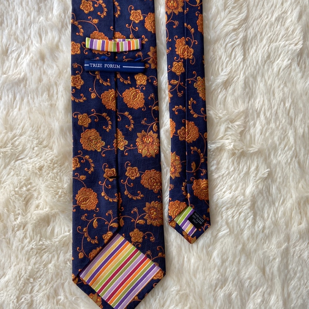 True Forum silk tie - Picture 5 of 7